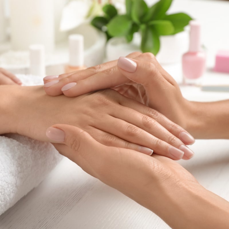 Aura Non-Toxic Manicure w Shellac on Top Aura Non-Toxic Manicure w Shellac on Top